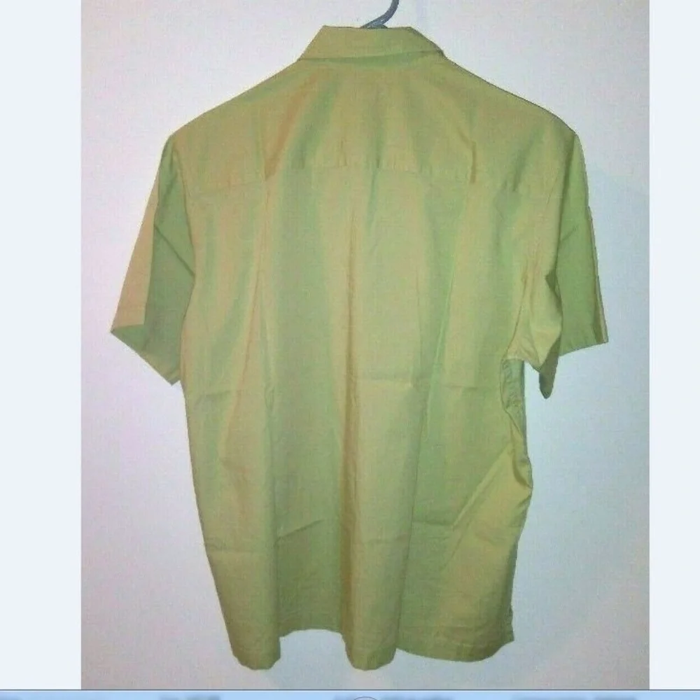 BANANA REPUBLIC MENS SHIRT Short sleeves light green Sz L button up stretch EUC